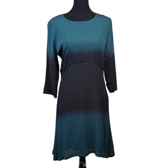 Chloe Oliver Dresses & Skirts - Anthropologie Chloe Oliver Green and Black Ombre Dress 3/4 Sleeve Size Medium